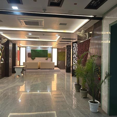 Hotel Mayur Palace 아그라 외부 사진