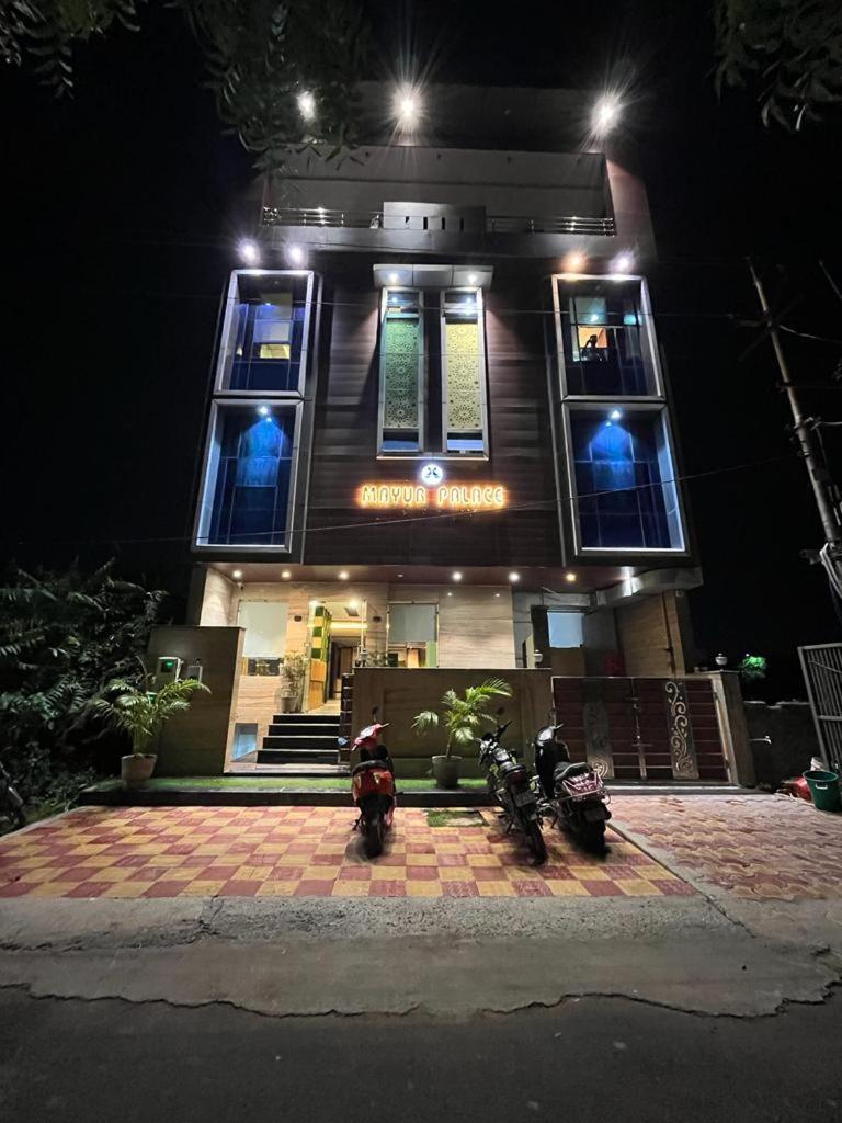 Hotel Mayur Palace 아그라 외부 사진